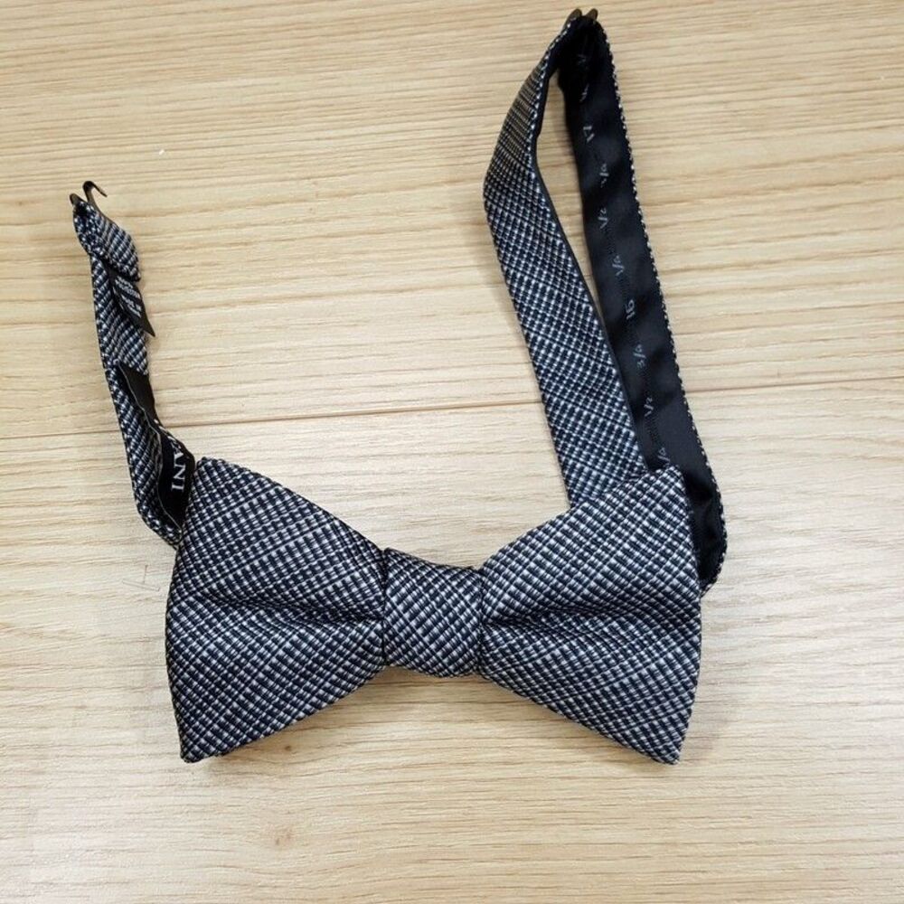 ALFANI Bow Tie Gray Gradient Stripe Pre-Tied